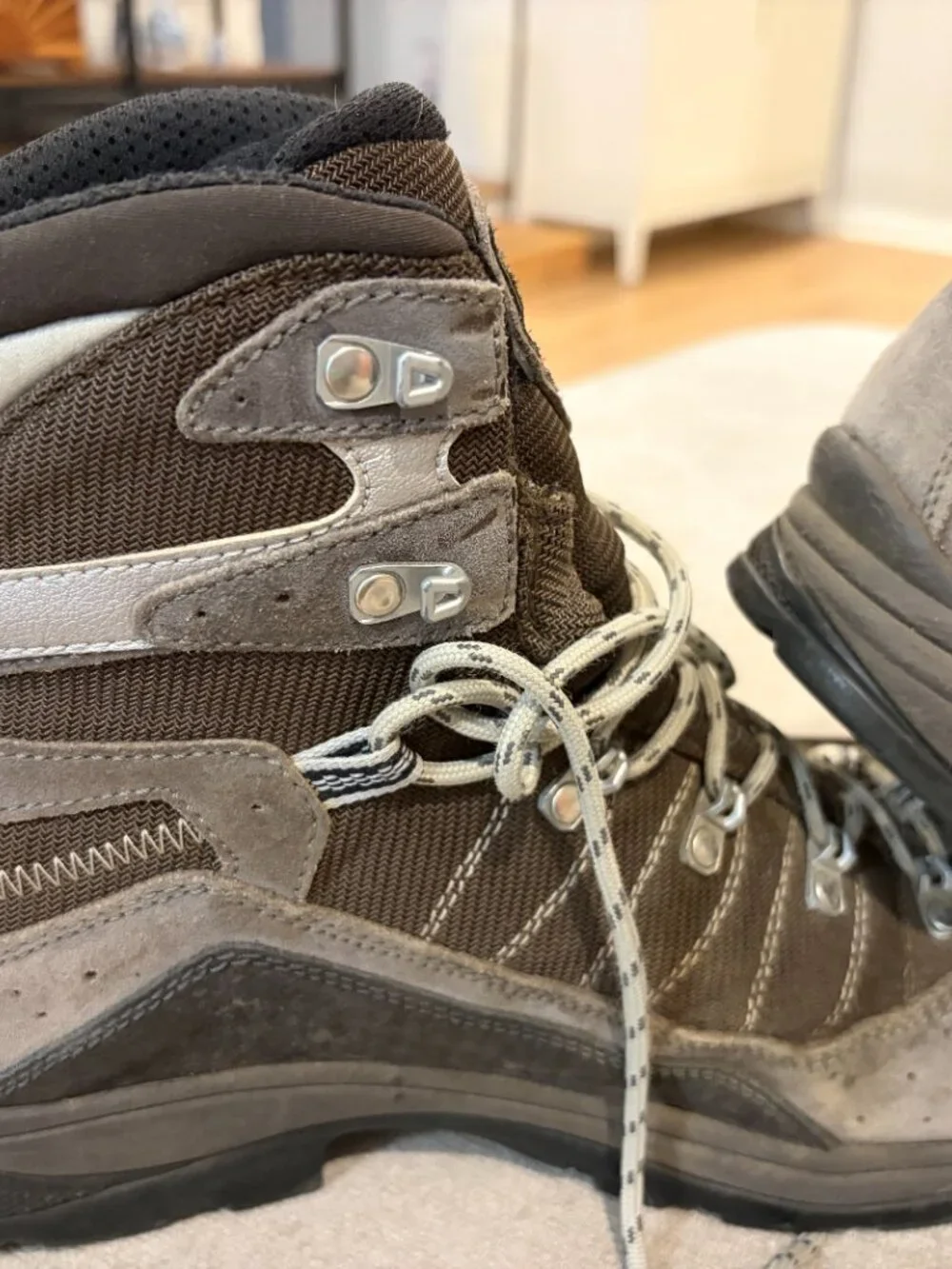 Asolo mens size
